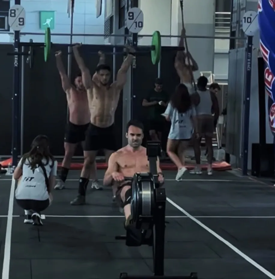 L'équipe CrossFit Giants en plein WOD au FITEX Showdown 2026 à Paris (Porte de Versailles), 2e en catégorie RX